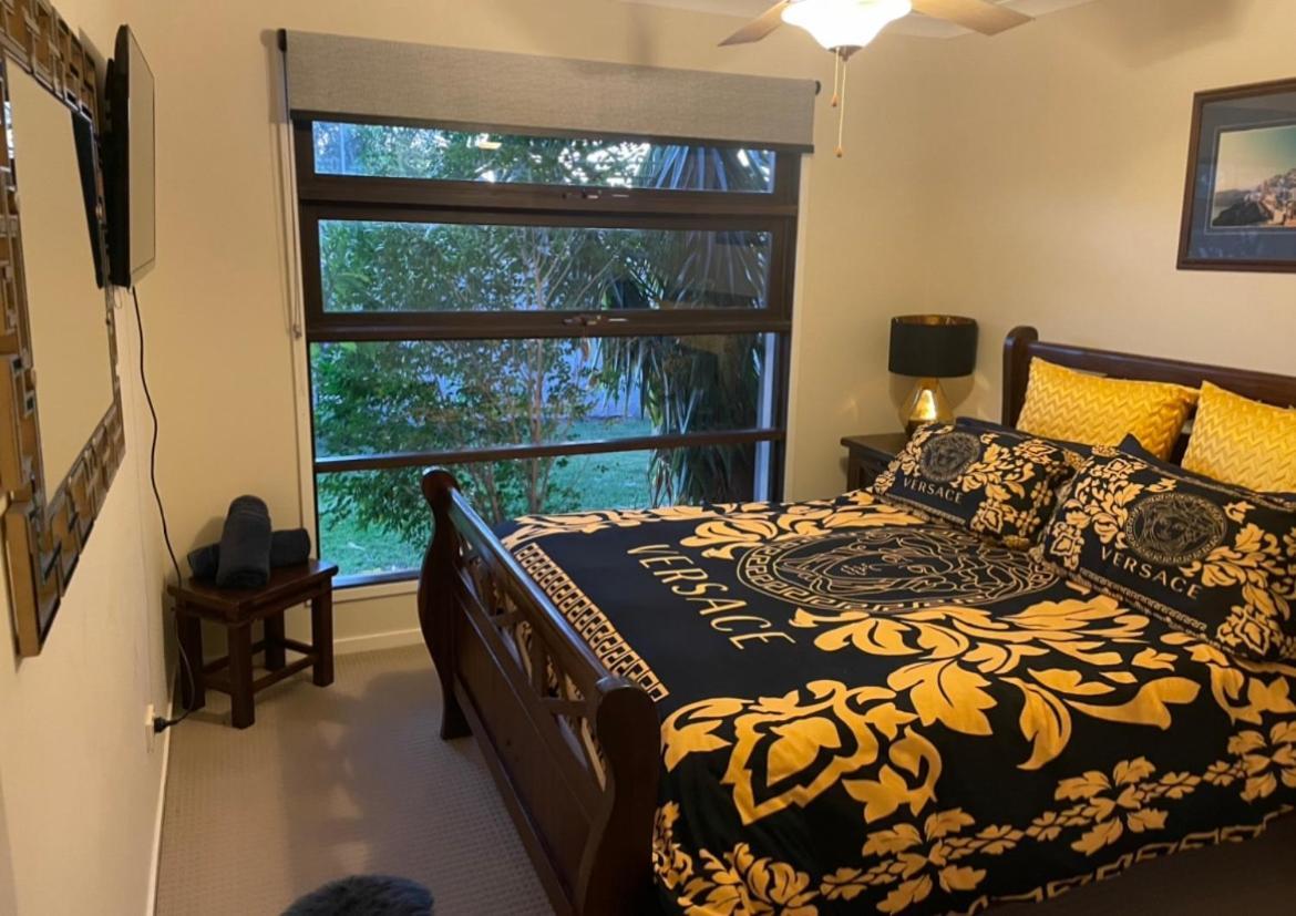 Bella Vista Bed And Breakfast Of Raby Bay Cleveland Exterior foto